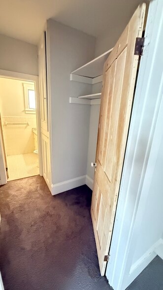 Building Photo - 1203 Delaware Ave