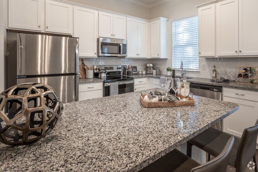 Ailsa Village 512 Murray Park Loop Myrtle Beach SC 29579 Apartment