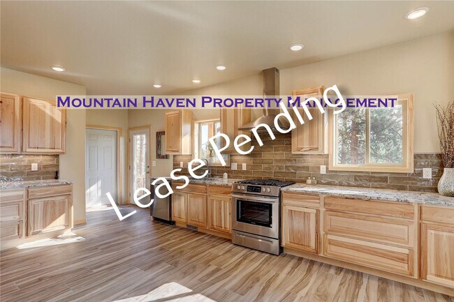 Primary Photo - 136 Gail Ln