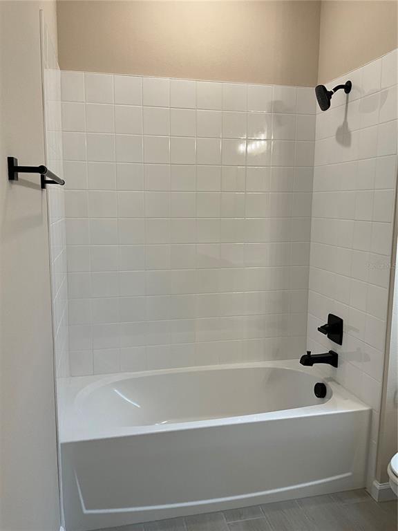 Building Photo - 807 Ballantyne Dr