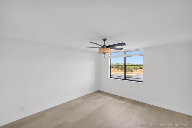 Building Photo - 2768 Carambola Cir S