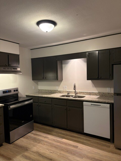 Building Photo - 155 Lake Vista Cove