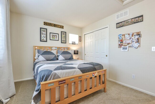 Building Photo - 2 Bedroom 2 Bath home in Observatory Village