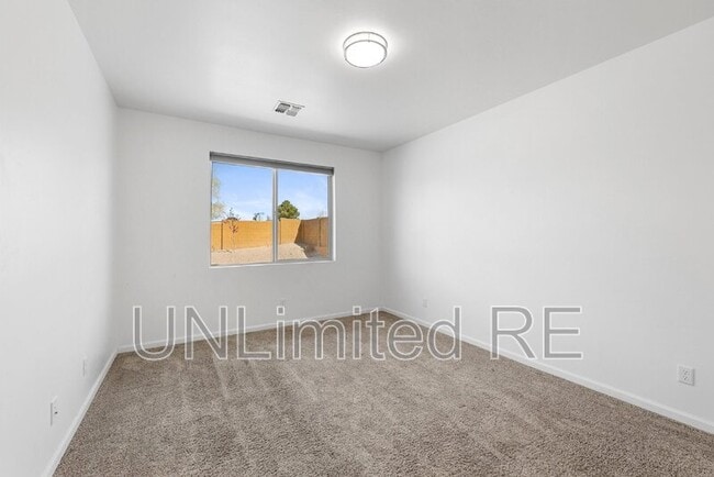 Building Photo - 371 Grafton Ct