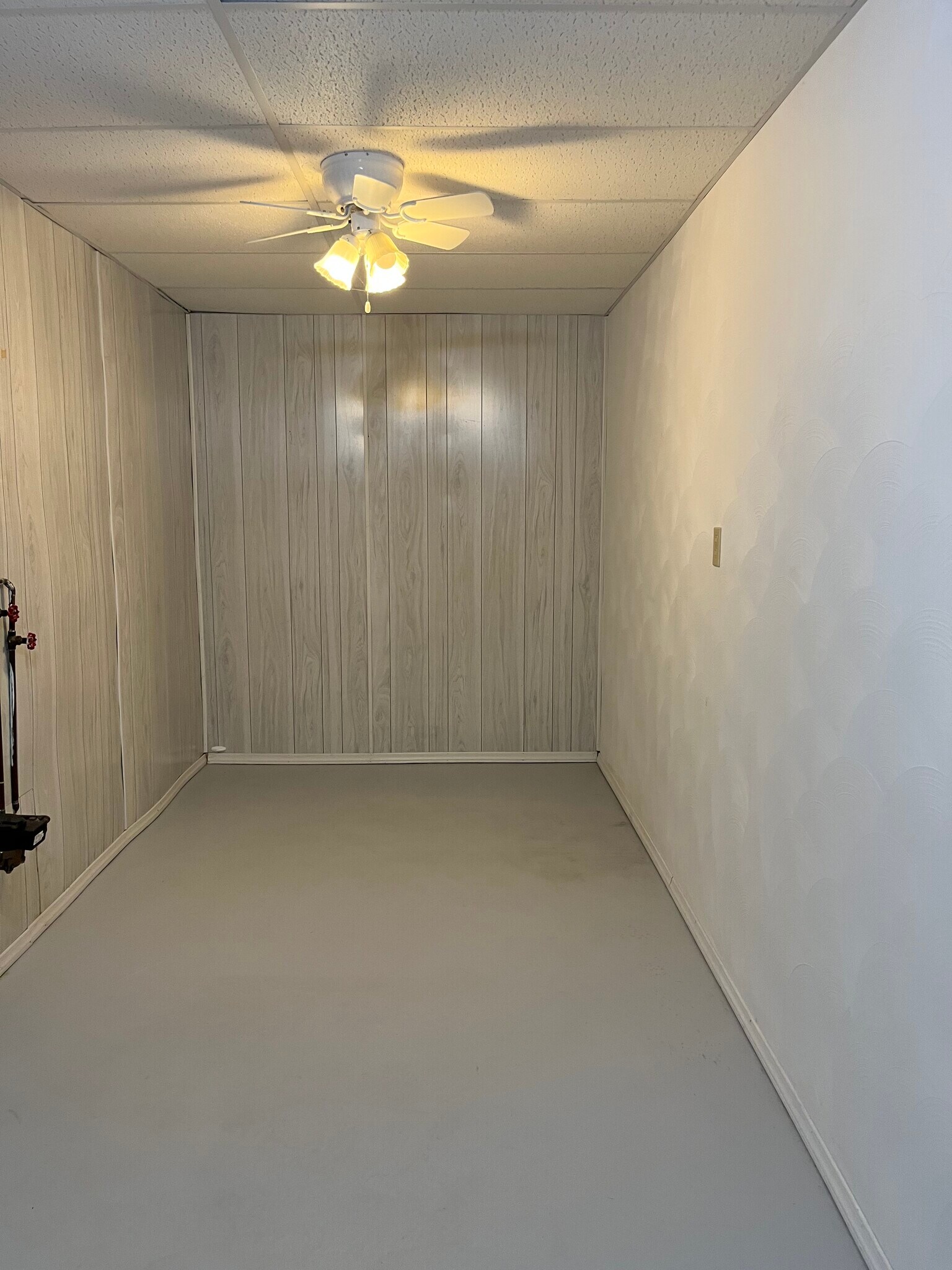 Building Photo - 1112 Cranston Dr