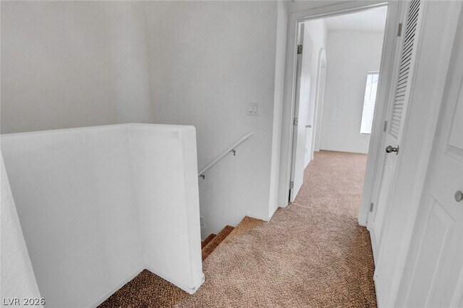 Building Photo - 2576 Velez Valley Way