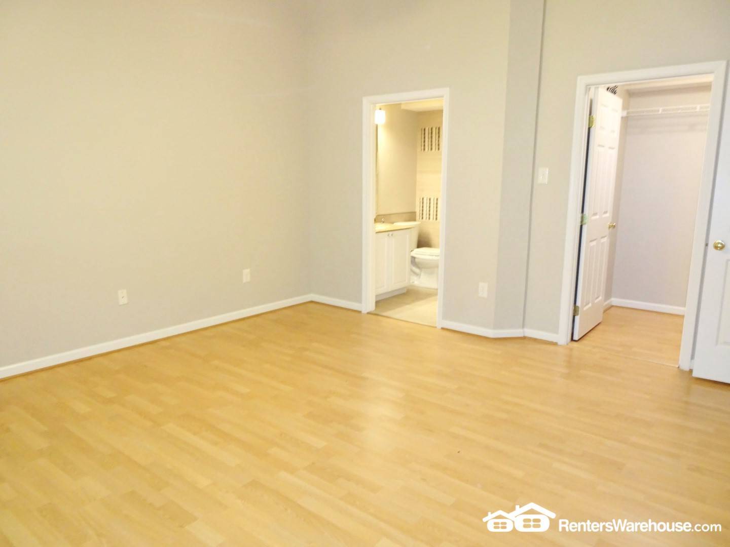 Building Photo - 7906 Valley Manor Rd