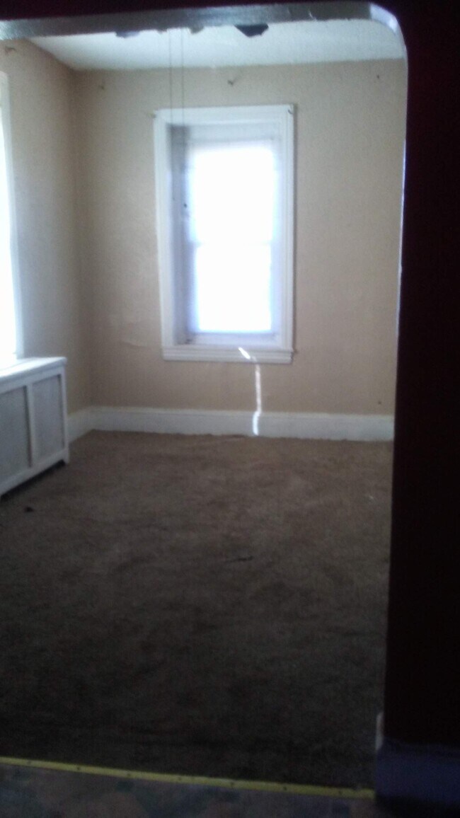 Bedroom - 5106 Wayne Ave