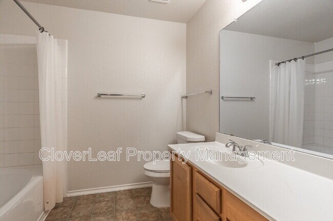 Building Photo - 11023 Barclay Point