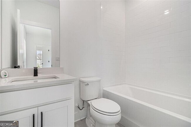 Building Photo - 7043 Foundry Dr