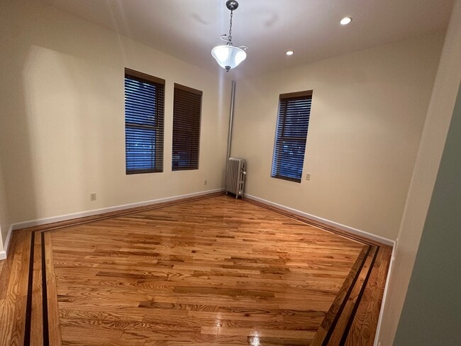 Building Photo - 1917 Avenue O