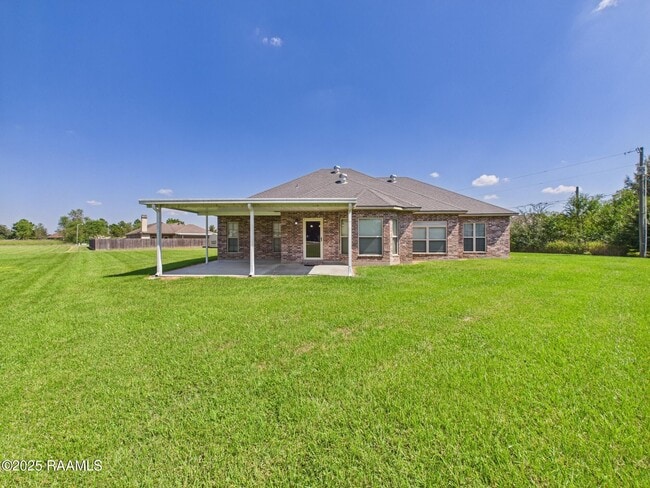 Building Photo - 1013 Gleaux Dr
