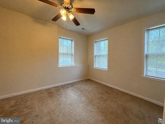 Building Photo - 1380 Timberwood Blvd