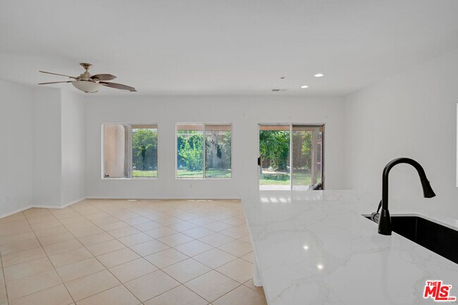 Building Photo - 3811 Eastgate N Rd