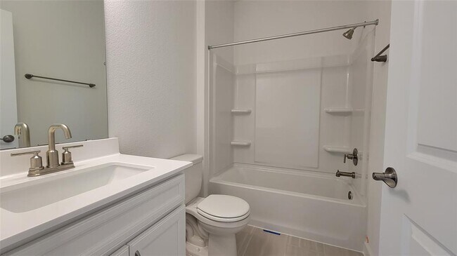 Building Photo - 440 Bristlecone Bend