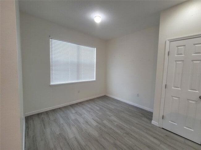 Building Photo - 140 Highland Meadows St