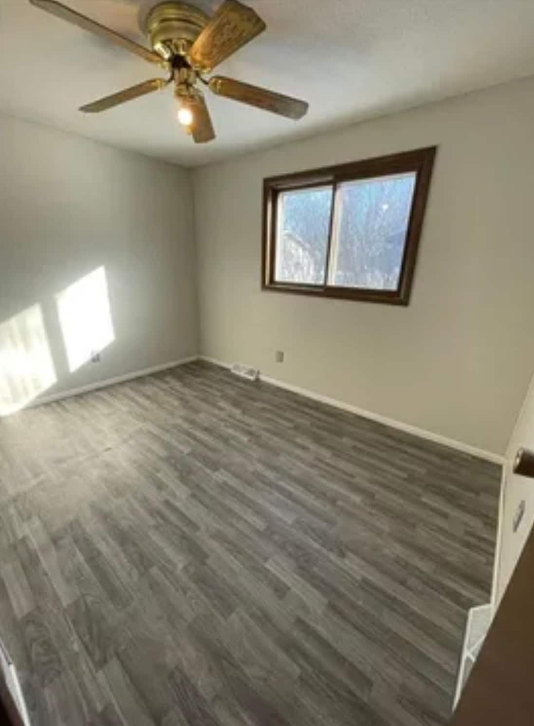 Building Photo - 1105 Minnesota St