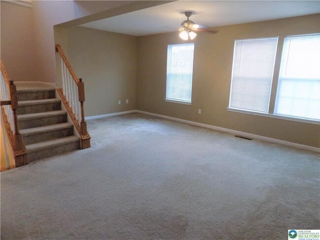 Building Photo - 1145 Sparrow Way