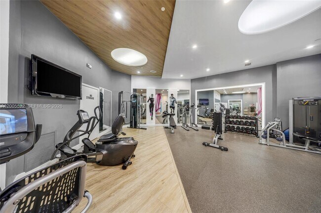 Building Photo - 3610 Yacht Club Dr
