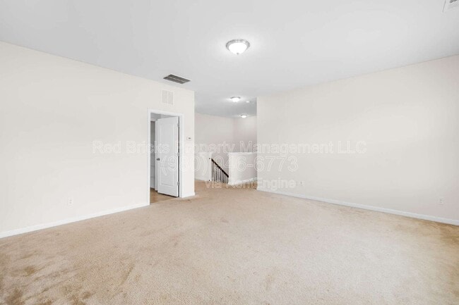 Building Photo - 10697 Sky Chase Ave NW