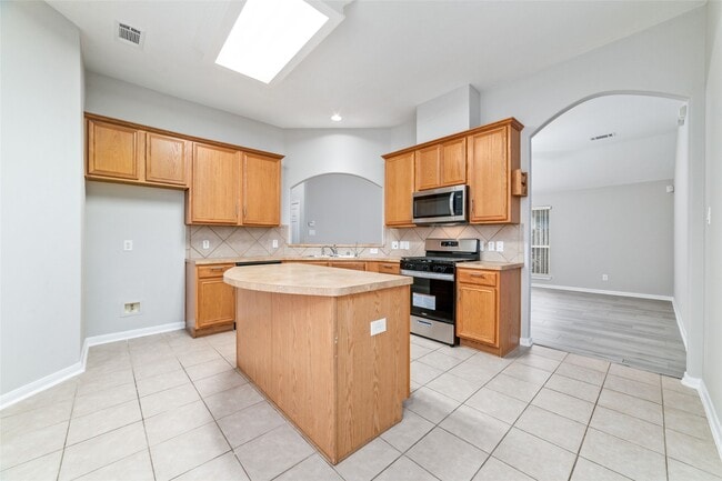 Building Photo - 13206 Rustic Garden Dr