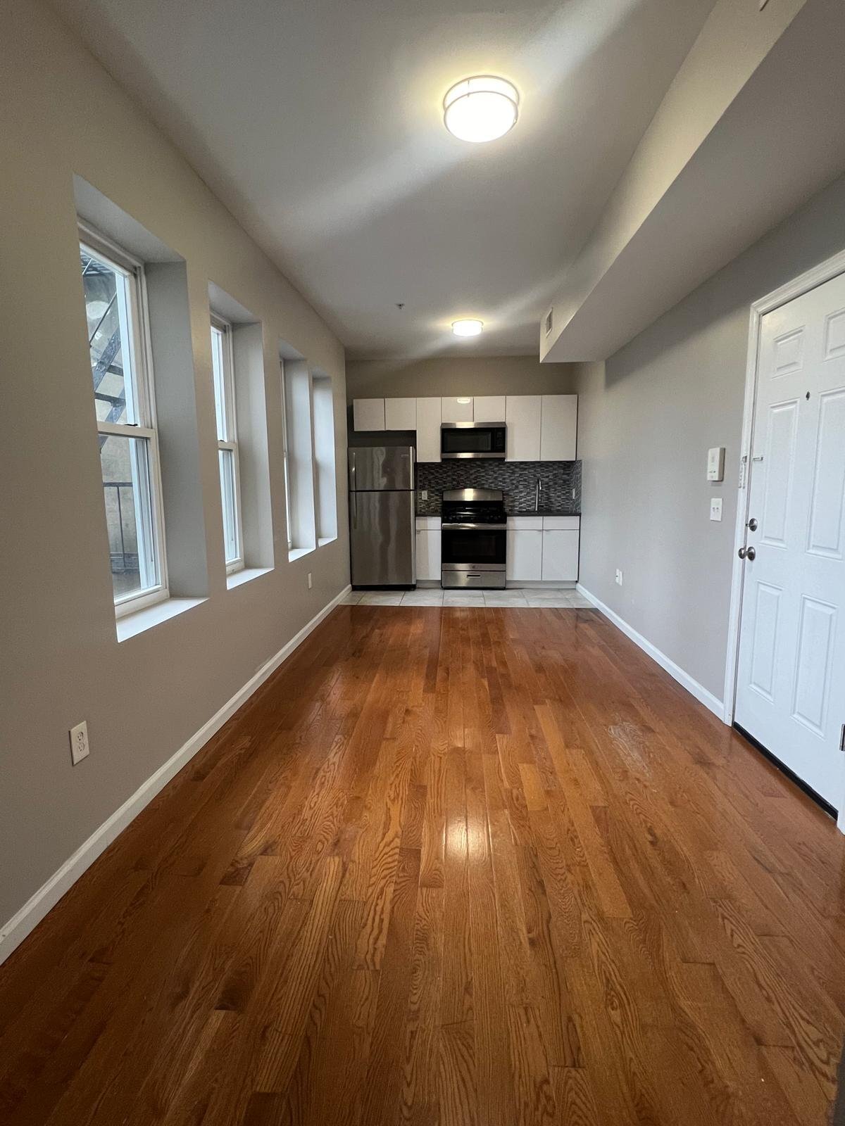 Building Photo - 58 Steuben St