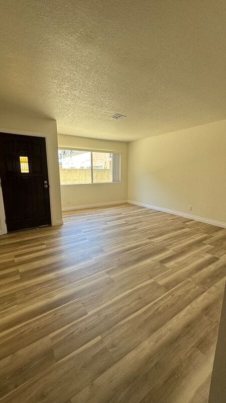 Building Photo - 616 N Pasadena Ave