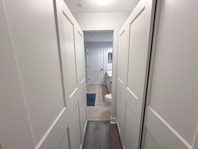 Building Photo - 275 Murcia Dr