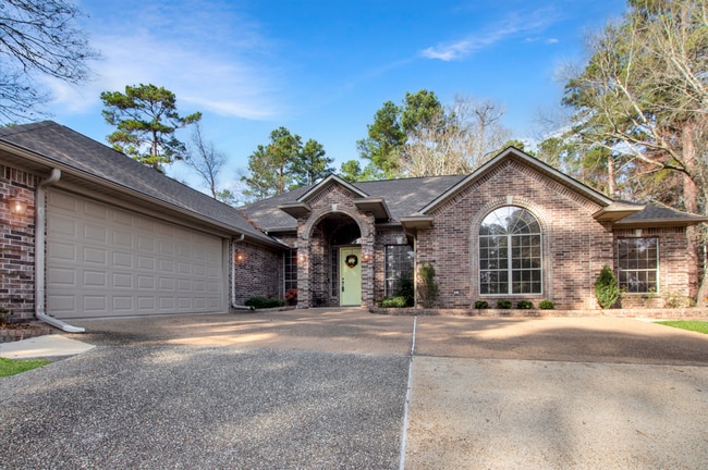 Building Photo - Almost Ready! Stunning 3 Bedroom, 2.5 Bath Home in Deer Run!