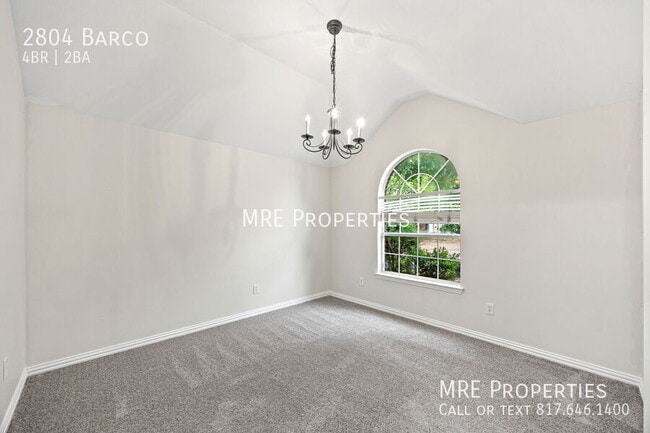 Building Photo - 2804 Barco