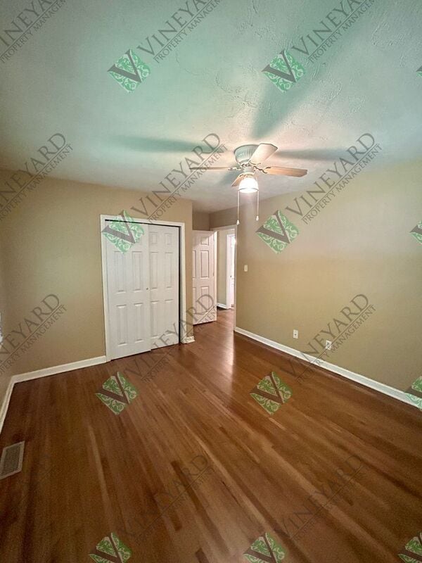 Building Photo - 4306 Hillcrest Dr