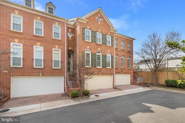 Building Photo - 5274 Pocosin Ln