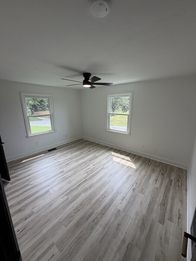 Building Photo - 7204 TN-76