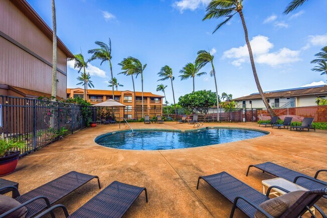 Building Photo - Top-floor, ocean-view 1BR/1BA condo in Honokowai — close to Honokowai Beach Park and Bad Ass Coffee.