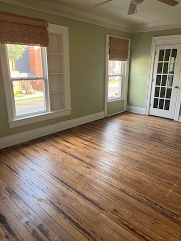 main room/family room - 235 S Market St