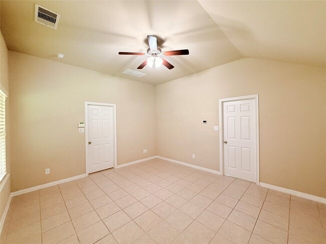 Building Photo - 8614 Brookdale Park Ln