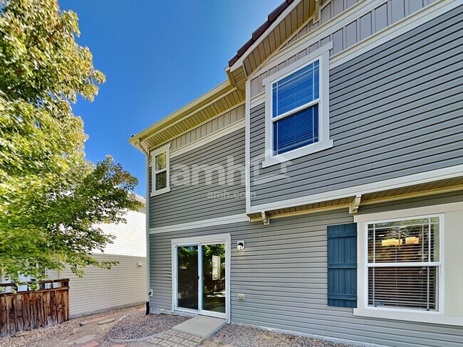 Building Photo - 2275 Coach House Loop