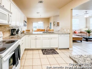 Building Photo - 151 Chapel Hill Cir