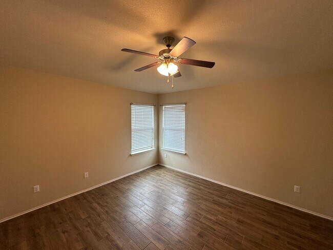 Building Photo - 3Bd/2Ba in Temple, TX!