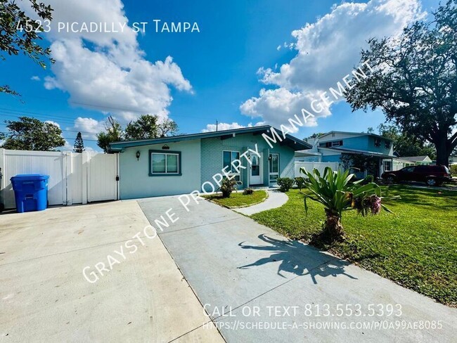 Primary Photo - "Exquisite 3-Bedroom Home in Prime Tampa L...