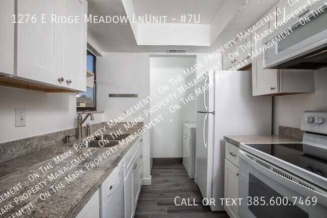 Building Photo - 1276 E Rdg Mdw Ln