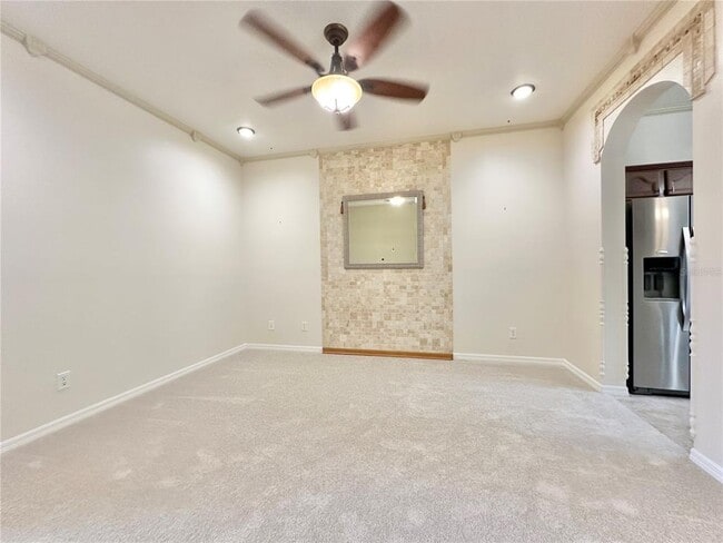 Building Photo - 204 Canterbury Bell Dr