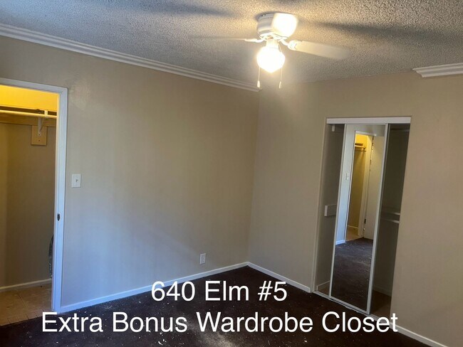 Building Photo - Walk to Downtown & Beach!!