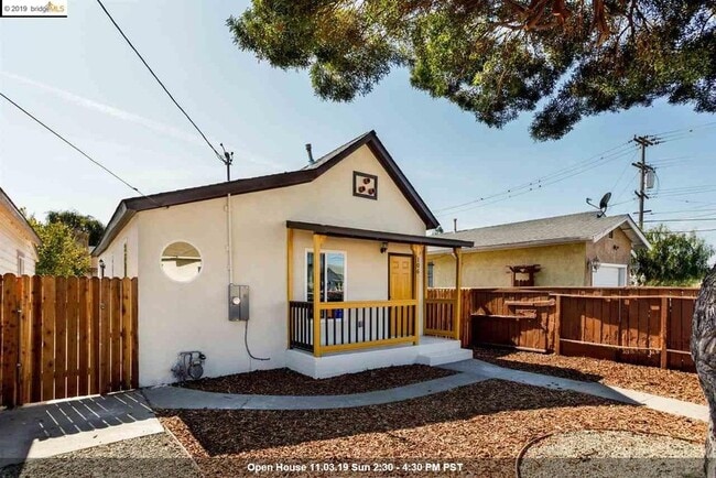 Building Photo - 106 Chanslor Ave