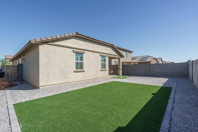 Building Photo - 17945 W Monte Lindo Ln