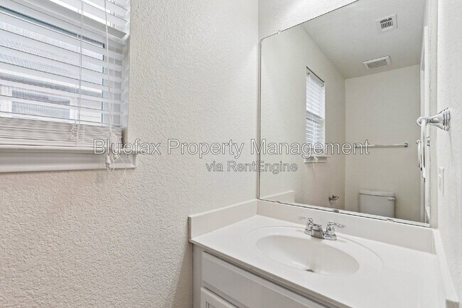 Building Photo - 15214 Ohare Landing
