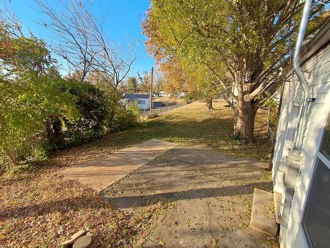 Building Photo - Gloucester Glow-up