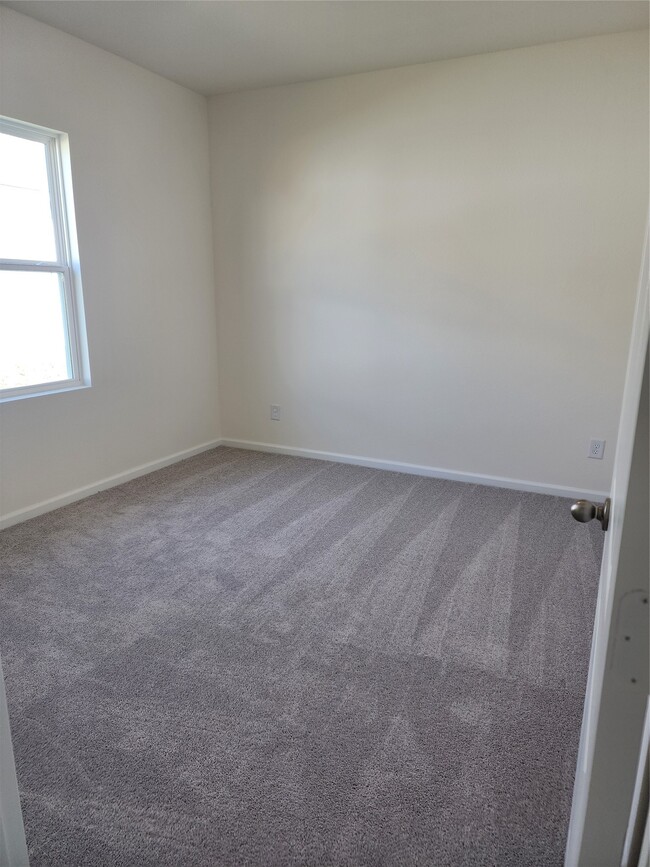 Building Photo - 31306 Gayle Prairie Oaks St