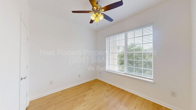 Building Photo - 11251 Campfield Dr