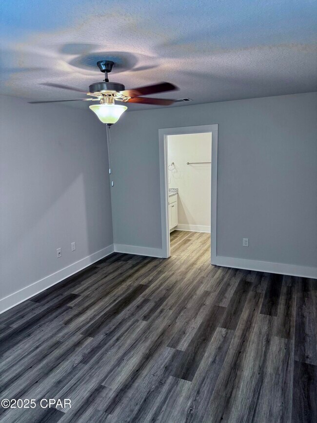 Building Photo - 205 Palmeras Marinas Ln